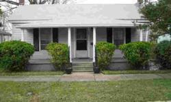 Recently upgraded with new carpet, interior painting, and window treatment, Quaint, Cottage/Bungalow,in excellent downtown location near the waterfront, with covered front porch, within easy walking distance to restaurants, churches, banks, newstand, and