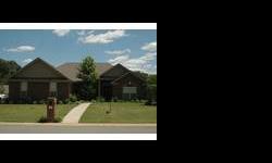 Don't miss this 3 bedroom, 2 bath home in the subdivision of Skyline Meadows in the heart of Searcy. The eat in kitchen has a breakfast bar and stainless appliances.The large master suite includes tray ceilings, a jacuzzi tub, separate shower and his and