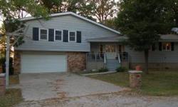 All the best of country living only fifteen minimum. Rodica Taritsa has this 3 bedrooms / 2.5 bathroom property available at 1602 A Creek 200 N in VILLA GROVE for $169900.00. Please call (217) 239-7199 to arrange a viewing.