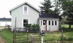 4 BEDROOM HOME IN BLISSFIELD SCHOOLS WITH 1206 SQFT OF SPACE. HOME HAS A DETACHED 2 CAR GARAGE, SHED AND PATIO AREA.
Listing originally posted at http