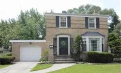 PRICED TO SELL! BEAUTIFUL BRICK GORGIAN THIS HOME IS IN EXCELLENT CONDITION. NEWER WINDOWS, AND ROOF. HARDWOOD FLOORS THROUGHOUT, GAS FORCED HEAT AND CENTRAL AIR AND A LARGE LOT. MOTIVATED SELLER.
Bedrooms: 3
Full Bathrooms: 1
Half Bathrooms: 0
Lot Size: