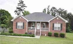 MOUNTAIN-Home like new(built in 2003) and located close to Noccalula Falls! LR, DR, Kitchen w/brkfast, 4 Bedrooms and 3 full baths. Downstairs has complete apartment including kitchen and outside entry. Call today for more information and your personal
