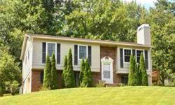 Attractive brick & vinyl clad split level on cul-de-sac in quiet Fairview neighborhood, 10 minutes from downtown Asheville. Partially fenced yard, nice private deck. 1275 sq.ft. Main Level and 1275 sq.ft. partially finished lower level.Listing originally