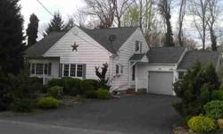 Location!..Location!..Check out this Back Mountain Cape Cod situated on over .25 acres. This house features hardwood floors and central air.
Listing originally posted at http