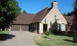 Upscale living at an affordable price. This home having just over 1500 sq. ft. makes it an easy way to be a part of an upscale garden home area which is just across from Boomer Lake, minutes from shopping, and OSU. The home has recently been updated with