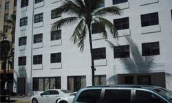 Nice Studio in the heart of South Beach rigt across from th Ocean and next to all main restaurants in Ocean Dr. Well kept building. Enjoy South Beach living at an affordable price.
Listing originally posted at http