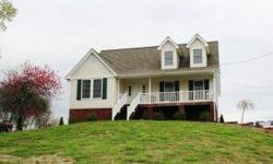 Adorable cape cod with lots of windows to let in natural light in jonesborough!
Cindy Edwards is showing this 3 bedrooms / 2.5 bathroom property in JONESBOROUGH, TN.
Listing originally posted at http