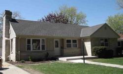 Start planning the summer in your freshly up-to-date home.
Warren Krahn has this 3 bedrooms / 1 bathroom property available at 3243 N 96th St in Milwaukee, WI for $184900.00.
Listing originally posted at http