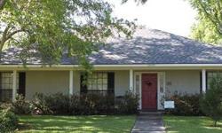 LOCATION, LOCATION! EASY ACCESS TO 1-10, PERKINS ROWE, MAJOR SHOPPING, and LSU!! You'll say WOW when you see the curb appeal this home offers! The beautifully landscaped yard, long front porch, and immaculate condition home makes this one a winner!