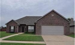 Home for sale in Edmond Oklahoma that has the middle school and elementary school across the street and then one block West. This 2005 home has 3 bedrooms, 2 baths, plus a study. the living is ample size with a fireplace, the kitchen has maple cabinets