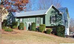 You will not want to miss this spectacularly maintained home! Dede Puryear has this 4 bedrooms / 3 bathroom property available at 1646 Cedar Creek Road in Odenville, AL for $188000.00. Please call (205) 382-1176 to arrange a viewing.
