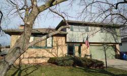 Solid lovingly maintained home in greater north bay.
Carol Hawes is showing 126 Steeplechase Drive in Racine, WI which has 3 bedrooms / 2 bathroom and is available for $189000.00. Call us at (262) 930-1106 to arrange a viewing.
Listing originally posted