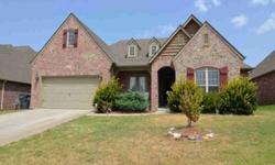 Lovely 3/2/2 with sprinkler system in Falcon Ridge Estates!Listing originally posted at http