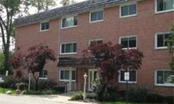Well maintained first floor 1 br condo in quiet serene complex surrounded by mature trees and large grass areas! Nwr SS aplncs in kitchen w/ large eating area opens to LR over looking private backyard. Updated bathroom w/ ceramic & contemporary vanity.
