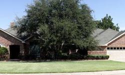 Stunning 4 beds estate on the lake in green tree north! Jeaneen Pruitt has this 4 bedrooms / 4 bathroom property available at 6802 Island Cir in Midland, TX for $1151000.00. Please call (432) 557-9212 to arrange a viewing.Listing originally posted at http