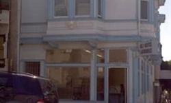 Great opportunity to own a mixed-use property in highly desirable Nob
Hill. Unit offers partial views of the Golden Gate Bridge. Three
bedroom upper residential unit can be delivered vacant. Laundromat
business is owner operated and can be purchased