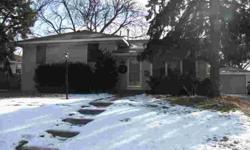 Lovingly maintained home in a great west bloomington neighborhood. Justin Burke is showing this 3 bedrooms / 2 bathroom property in Bloomington, MN.Listing originally posted at http