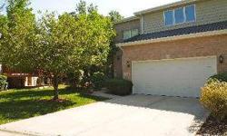 Walk to the train or take in the forest from this quiet, quiet, and up-to-date th! Matt Laricy has this 2 bedrooms / 2.5 bathroom property available at 17713 Mayher Dr in Orland Park, IL for $209999.00. Please call (708) 250-2696 to arrange a