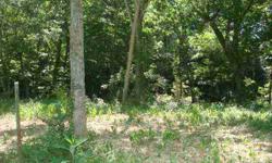Beautiful wooded lot in a premier riverside subdivision--the best of the Little Red River!
Listing originally posted at http