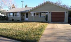 GREAT RANCH STYLE 3BD/2BA HOME W/LARGE ONE CAR GAR NEXT TO PROGRESS PARK*HOME HAS UPDATED KITCHEN WITH GRANITE AND UPDATED BATHS*HARDWOOD THROUGHOUT*HOME IS VERY CLEAN AND SHOWS VERY WELL*FENCED BACK YARD*CENTRAL A/C*HURRY! THIS IS A NICE ONE!
Listing