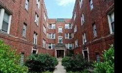 FHA APPROVED ROSCOE VILLAGE condo located within Desired Bell Elementary District! Largest floor plan in building with tons of natural light. Hardwood Floors throughout. Large dining room could be 3rd bedroom. In unit W/D. Maple and Graniteeat in kitchen.