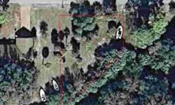 Nice building lot in downtown Englewood.Only minutes away from Dearborn a popular area that offers many local restaurants,a local playhouse and small individual shops.Only 5 minutes to lovely sandy beaches on Manasota Key.Many outstanding golf courses in