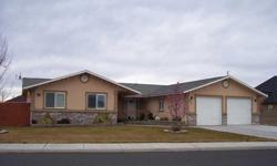 4/1/2012
Brenda and Drew Roosma has this 4 bedrooms / 2.5 bathroom property available at 600 S 19th in Othello, WA for $224950.00. Please call (509) 989-1905 to arrange a viewing.