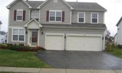 SHORT SALE!! FABULOUS HOME IN POPULAR LAKEWOOD GROVE ESTATES. ONE OF THE MOST POPULAR MANCHESTER MODEL, OVER 3000 SQ FT. 5 BEDROOMS, 3 FULL BATHS. GOURMET KITCHEN W/ISLAND, COZY FIREPLACE, LOTS OF WINDOWS W/GREAT VIEW. GOOD SIZE BEDROOMS, FULL 9"FEET