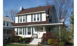 Bedrooms: 3
Full Bathrooms: 1
Half Bathrooms: 1
Lot Size: 0.17 acres
Type: Single Family Home
County: Cuyahoga
Year Built: 1930
Status: --
Subdivision: --
Area: --
Zoning: Description: Residential
Community Details: Homeowner Association(HOA) : No,