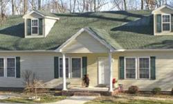 This charming 1 & 1/2 story traditional home is located on a large (.5 acre) wooded, cul-de-sac lot in the Tanasi Hills neighborhood of Tellico Village. It has 2,850 sq.ft with 4 bedrooms & 3 full baths. Features include