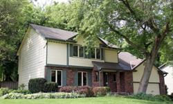 Beautiful home for sale in Urbandale Iowa in Rockland Creek neighborhood with gorgeous landscaped gardens front and back.
Also includes