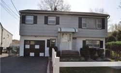 A CLEAN HOME THAT IS CLOSE TO BUSES & TRAIN.HAS NEWER FURNANCE&roof aprox.5yrs old family rm A/C UNIT INSTALLED 9/2011.EXCLUDE CHANDALIER OVER DINING RM TABLE.LIVING RM CURRENTLY USED AS D/R.
Listing originally posted at http