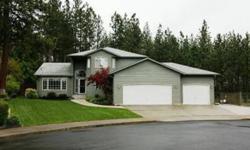 Beautiful home bordering riverside state park and offering privacy, walking trails and peaceful surroundings.
Jonathan Bich is showing this 5 bedrooms / 3 bathroom property in Spokane, WA. Call (509) 475-1035 to arrange a viewing.
Listing originally