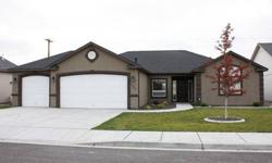 Beautiful 4 beds (or 3 beds + den) rambler that is "like-new". Don Havre is showing this 4 bedrooms / 2 bathroom property in Kennewick, WA. Call (509) 783-8400 to arrange a viewing. Listing originally posted at http