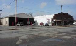 3982Location, location, location! Prime Hwy 75 location in Pipestone holds this Antique and Collectible and the Finishing Touch businesses! Visit with the listing agent on more ideas to expand this great business or use the building to fulfill your own