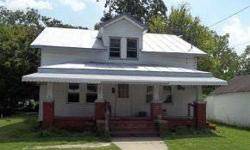 INVESTORS!! DUPLEX needs some TLC. 3BR/1BA and can be purchased with other properties for a package deal. Contact us for more information.Listing originally posted at http