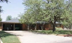 Nice home on corner lot with mature trees. Large formal living & dining with big windows.
Jeaneen Pruitt is showing this 3 bedrooms / 3 bathroom property in Midland, TX. Call (432) 557-9212 to arrange a viewing.
Listing originally posted at http