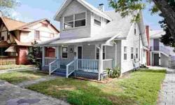 In DOWNTOWN St. Pete this historic "OLD NE" Neighborhood is close to all of Downtown's wonderful amenities and activities---North Shore Park, Vinoy Basin, Straub Park, Restaurants, Shops and Museums! You can live in the CHARM OF YESTERYEAR in this CUTE, 2