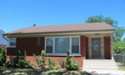 2 bedroom, 2 bath home. Eligible under Freddie Mac First Look initiative through 11/13/2012. Great foreclosure opportunity! As-is condition. Must have pre-approval attached, and/or proof of funds with cash offers, copy of certified EM (no personal checks)