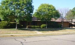 $270000/4br - 2828sqft - Large Home with Big Family Area, Pool, and Fireplace!!! HUD HOME, 1/2% DOWN, $1400!!! Government Financing. 1188 W Ellery Way Fresno, CA 93711 USA Price