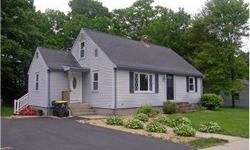 If you're searching for a starter home with no work needed, look no further.
Barbara Todaro is showing 60 Oak St in Franklin, MA which has 4 bedrooms / 1 bathroom and is available for $279900.00.
Listing originally posted at http
