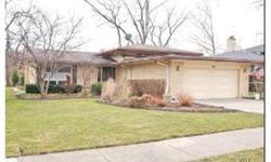 LENDER APPROVED SHORT SALE: LARGE, COMFORTABLE 4 BEDROOM, 3 BATH HOME IN PRIZE WINNING ROMONA & NEW TRIER SCHOOL DISTRICT. THE HOME SITS ON A NICE LOT FENCED ON 3 SIDES IN A QUIET NEIGHBORHOOD. 2 FAM RMS, ONE W/ WOOD BURNING FIREPLACE. SEPARATE DINING