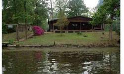 Amazing camp house in the middle of cross lake. Breathe taking view and awesome fishing. Christina Hodge is showing this 2 bedrooms / 2 bathroom property in Shreveport. Call (318) 213-1555 to arrange a viewing.