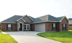 Split floor plan offers custom cabinets, granite countertops, high ceilings, formal dining, breakfast nook and open family room in the center of home makes it great for entertaining. Take a ride around Highland Lakes and see why this subdivision is so