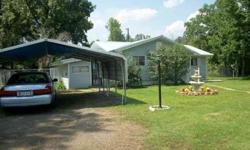 IN JOAQUIN, 3/1 CUTE COTTAGE W/CP, FENCED YARD, 2 LIVING AREAS, ON OVER 1 ACRE
Listing originally posted at http