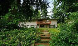 Three and two beds units and one large four beds unit. All units are on septic. Secluded area with treed privacy.Ben Kinney is showing this 2 bedrooms / 1 bathroom property in Bellingham, WA. Call (877) 512-5773 to arrange a viewing. Listing originally