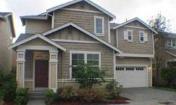 Turn Key,move in ready 3bd/2.5 bath Craftsman inspired home in heart of Woodinville.You are welcomed by the formal dng area & lv rm featuring a nice fireplace w/built-in media area.Spacious kitchen w/lg eating nook,plenty of maple cabinets,&lots of