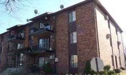 FANNIE MAE PROPERTY. GREAT 1 BD CONDO WITH BALCONY, AND PARKING. CLOSE TO COMMUNITY GOLF AND PARK, NICE TREE LINED STREET TOO. PROPERTY ELIGIBLE FOR HOME PATH FINANCING. SEE MLS DOWNLOAD FOR FURTHER INFORMATION
Listing originally posted at http