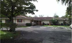 Large triplex in the heart of Coral Springs. All units are Large 2bed 2bath all tile, all appliances including full size washer and dryer. Tenants pay Water. Yearly Expenses are