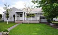 University charmer! This updated 4 bedroom 2 bath home is conveniently located near the University of Montana Campus. Wood floors, updated kitchen andbath, trex decking, new windows, underground sprinklers and more!
Listing originally posted at http